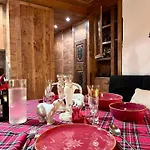 Ciasa De Len Cortina *